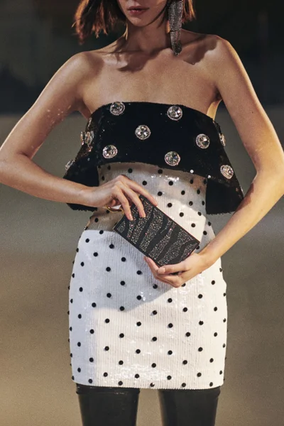 Look 27